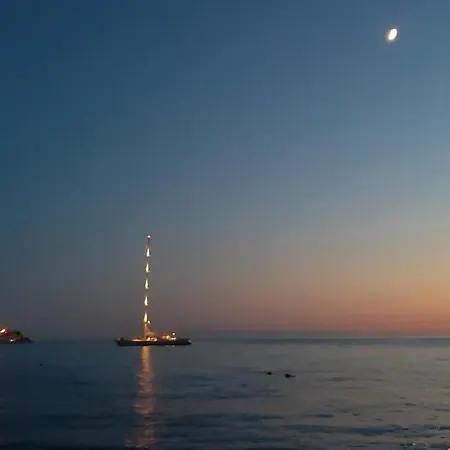 Family Zrnka S Besplatnim Parkingom Rovinj