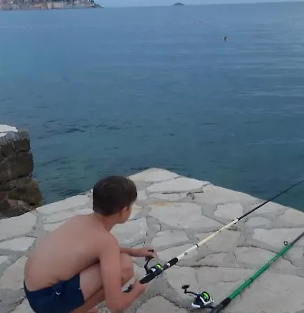 Family Zrnka S Besplatnim Parkingom