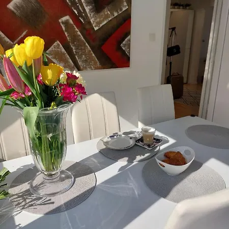 Family Zrnka S Besplatnim Parkingom Apartmán Rovinj